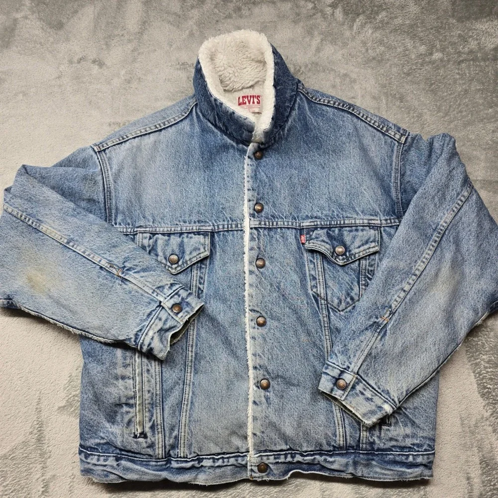 Vintage Levis Sherpa Lined Denim Trucker Jacket Mens XL Blue USA 70609-0218